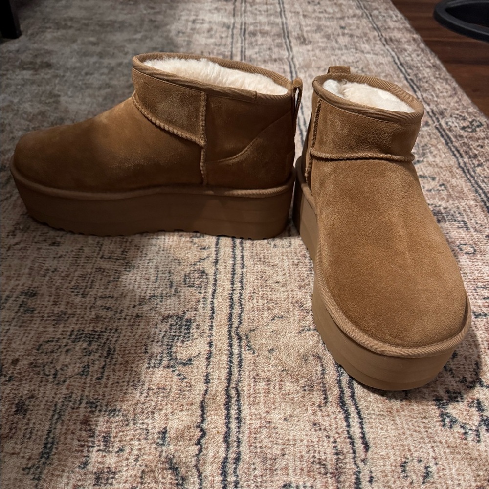 Ugg Platform Mini